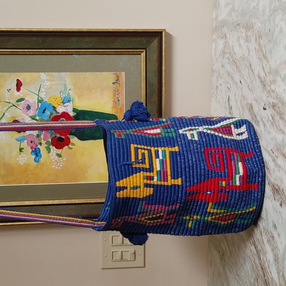 Colorful Crocheted Bucket Bag from Central or South America in Blue - Picture 7 of 16